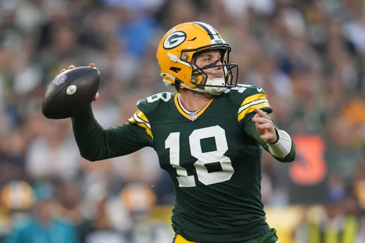 Dolphins acquire backup QB from Green Bay